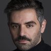 Ricardo Barbosa as Eduardo Vianna