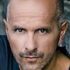 Christoph Maria Herbst as Eddie (voice)
