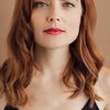 Ewa Wolniczek as Jenna