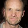 Adrian Rawlins as Billy Richards