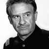 Frank Wilcox as Clyde Pratt