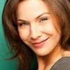 Danielle Hampton as Alicia Roberts