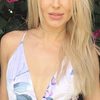 Anya Benton as Karen Michaels