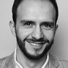 Giovanni Florido as Toño