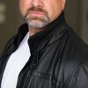 Matias Klaver as Officer Matias