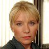Saskia Wickham as Rowena Alabaster