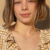 Mary Leeholland as Older Girl (as Holland Bailey)