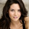 Stephanie Pearson as Keren