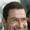 Eddie Deezen as Menlo Schwartzer