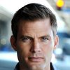 Casper Van Dien as Dave Anderson
