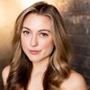 Samantha Gordon as Carolyn