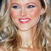Jayne Wisener as Amy