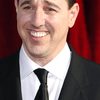 Lou Romano as Linguini (voice)