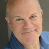 Mike Pniewski as Lieutenant Robinson