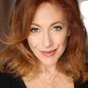 Lisa London as Laurie