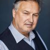 Christoph Zrenner as Gerhard Lummlich