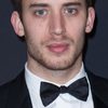 Jonas Bloquet as Andre