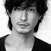 Kansuke Asano as Shunsuke Ito
