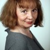 Ana Ciontea as Aunt Ofelia