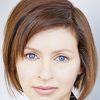 Tova Epp as Brenda
