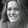 Kathryn Holcomb as Dory - Mother