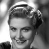 Dorothy Christy as Woman (uncredited)