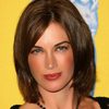 Amanda Pays as Sarah Taylor