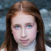 Willa Skye as Mia Walsh