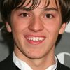 Seth Adkins as Sean