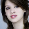 Jamie Grant as Mollie