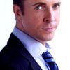 Peter Benson as Glen