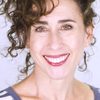 Teresa Suarez Grosso as Lynn