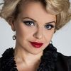 Irma Vitovska as Ninka Obochyna