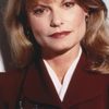 Kay Lenz as Sandy Sinclair