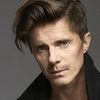 Morten Holst as Kristian