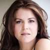 Miranda Handford as Actress Olivia