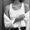 Milena Gorum as Sylvia
