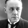 Norman McKinnel as Sir Thomas Berwick