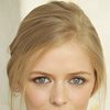 Victoria Zeutzius as Paige