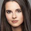Vanessa Marano as Samantha Combs