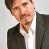 Leonardo Alonso as Gerente de producción