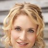 Andrea Runge as Beth