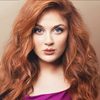 Hannah Hueston as Jacquie