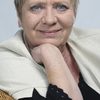 Jaroslava Obermaierová as Neighbor