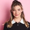 Stephanie Heiner as Falconi's Girlfriend