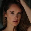 Kristy Dawn Dinsmore as Young April