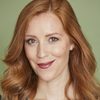 Elizabeth Weinstein as Lisa Whitney