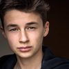 Daan Creyghton as Julien Deridder
