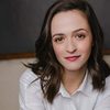 Sarah Corrigan as Bella