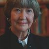 Charlotte Stewart as Lori (as Charlotte Considine)